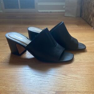 ALDO black leather open toe sandals with chunky heel